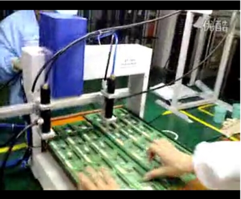 PCB點(diǎn)膠-自動點(diǎn)膠機(jī)