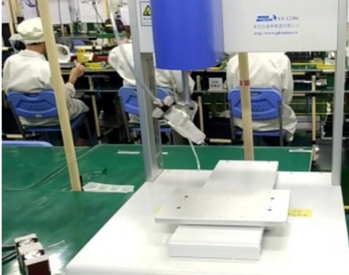 四軸點膠機(jī)