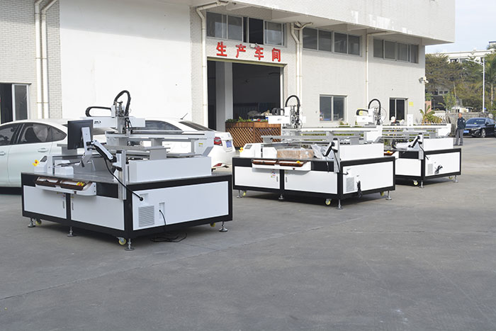 自動(dòng)點(diǎn)膠機(jī) 自動(dòng)點(diǎn)膠機(jī)